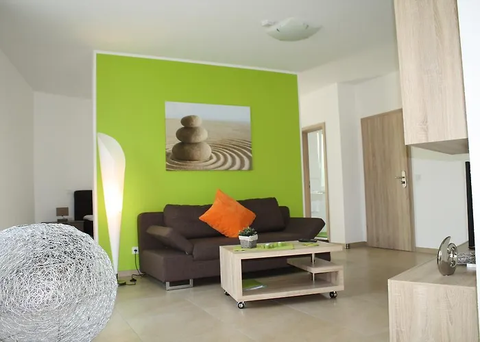 Апартаменты Cloud 7 *